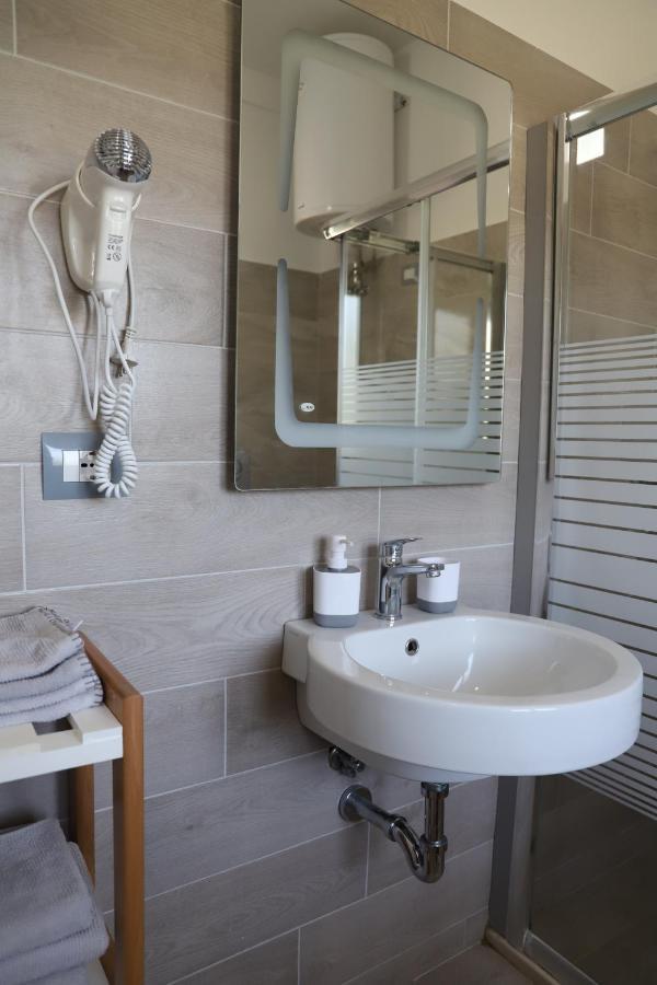 Tea Residence, Gjiri I Lalzit Villa Durres Ngoại thất bức ảnh